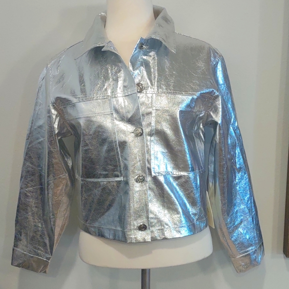 Silver Metallic Lightweight Button Front Jacket By Peach Clothing Medium NWT